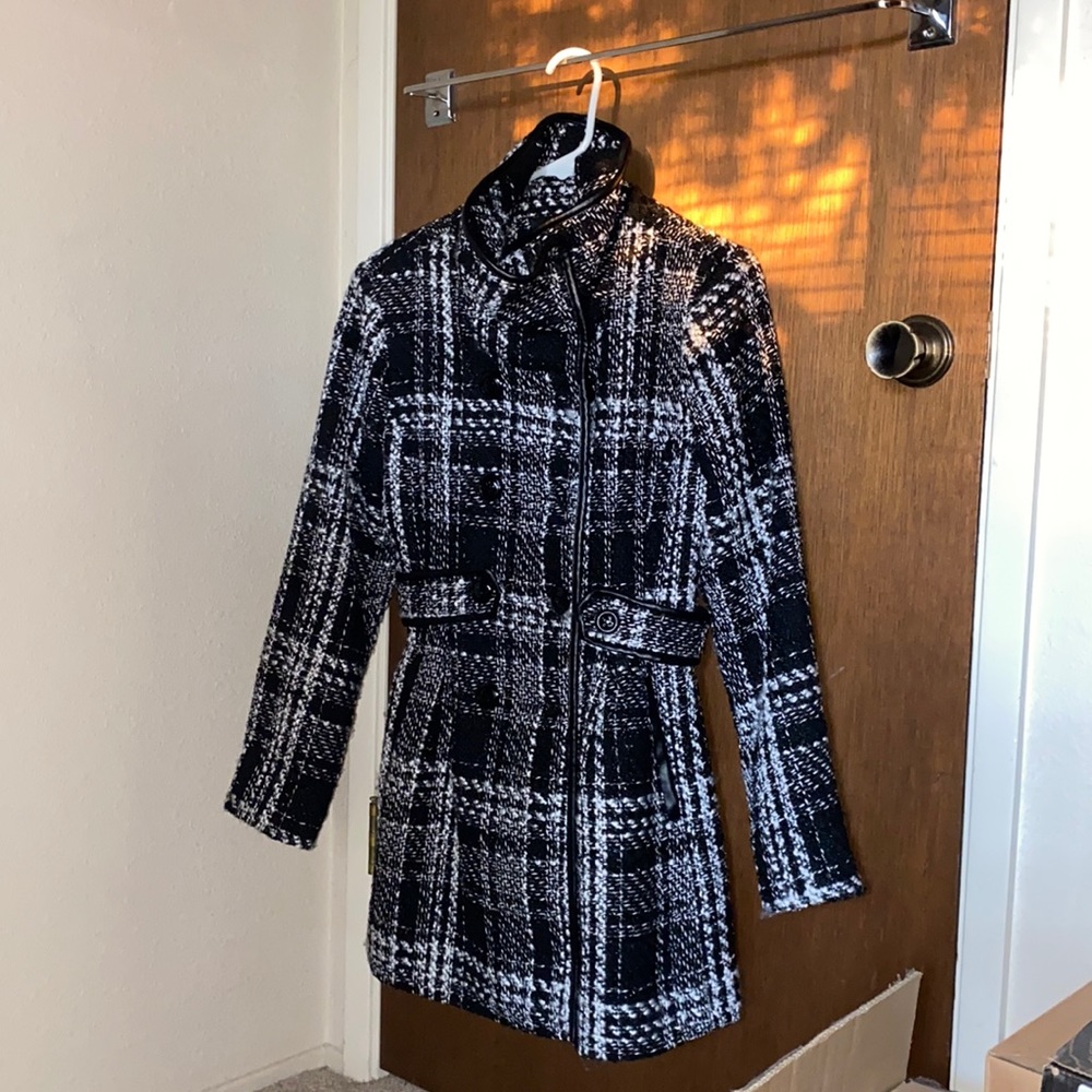 iZBUYER pea coat Size Medium with adjustable waste.